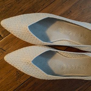 Rothys Points Size 8.5 “Sea Salt”